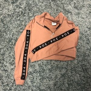 304 Quarter Zip Cropped Sweatshirt